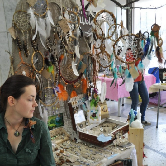 Sapņu ķērājs, roku darbs