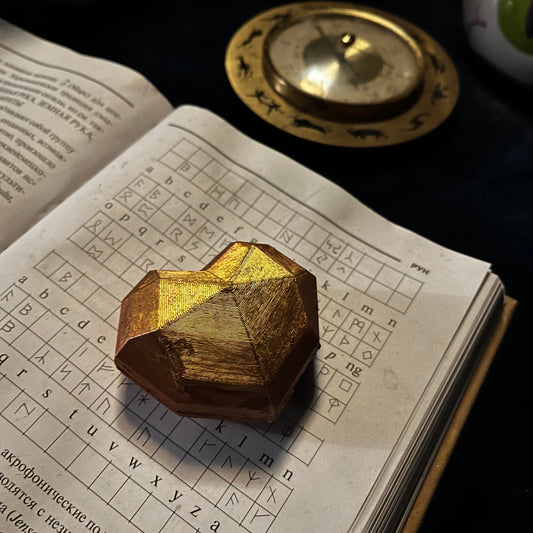 Golema sirds kvesta uzdevums. Ārpustelpu korporatīvais pasākums Escape Room rekvizīts.