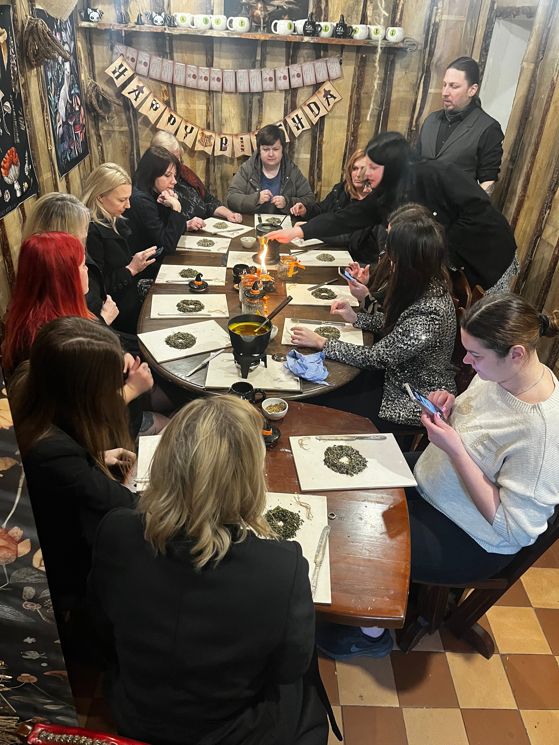 Izbraukuma sveču liešanas meistarklase uzņēmumiem Rīgā