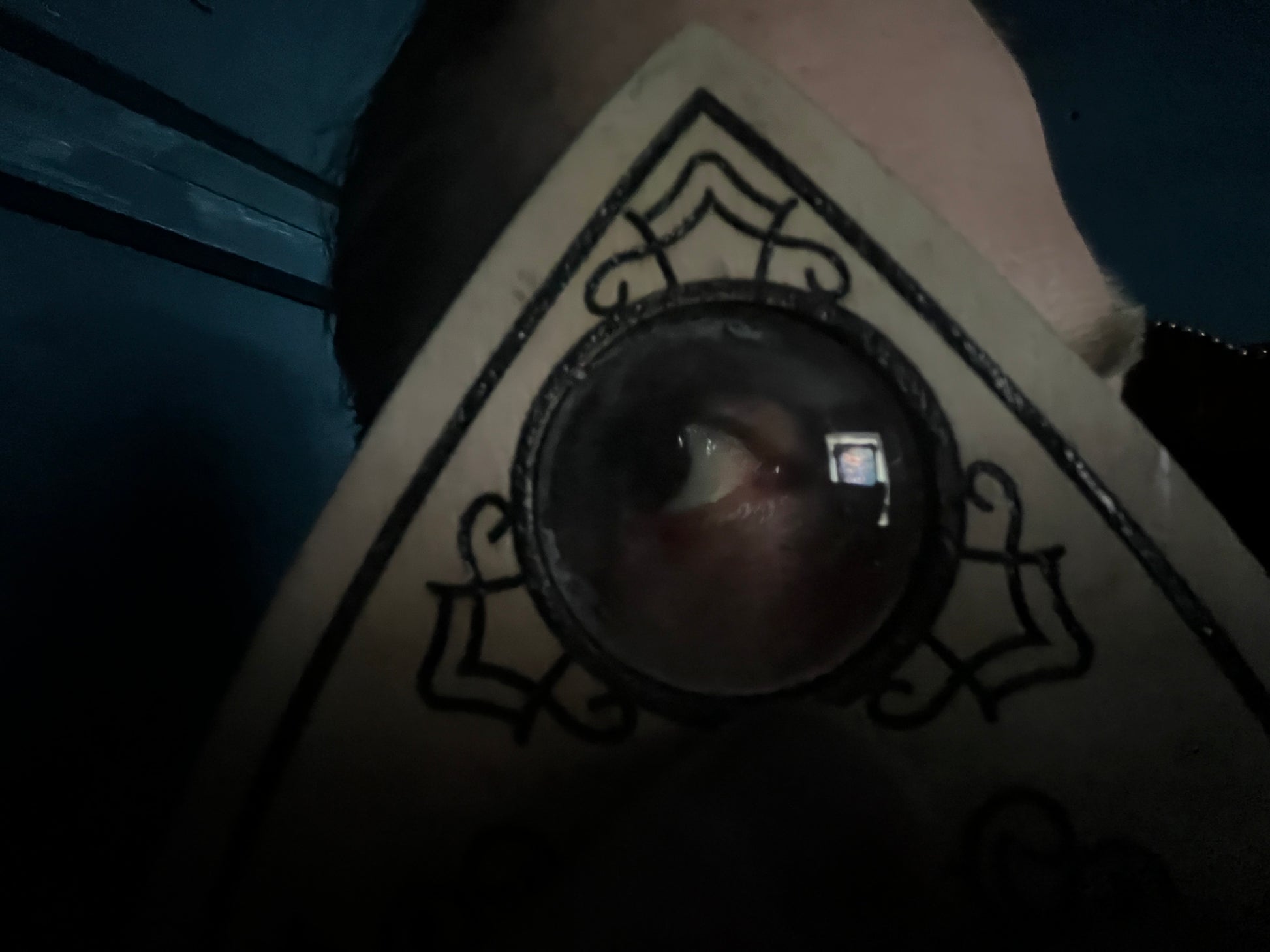 Проклятая доска OUIJA квест Рига